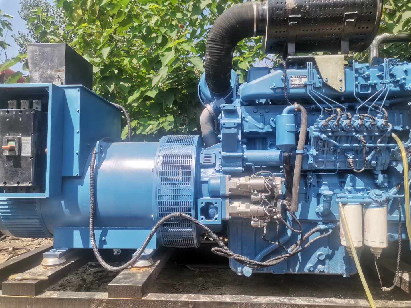 巴青详细说明降低 800kW 柴油发电机输出电流波动的方法