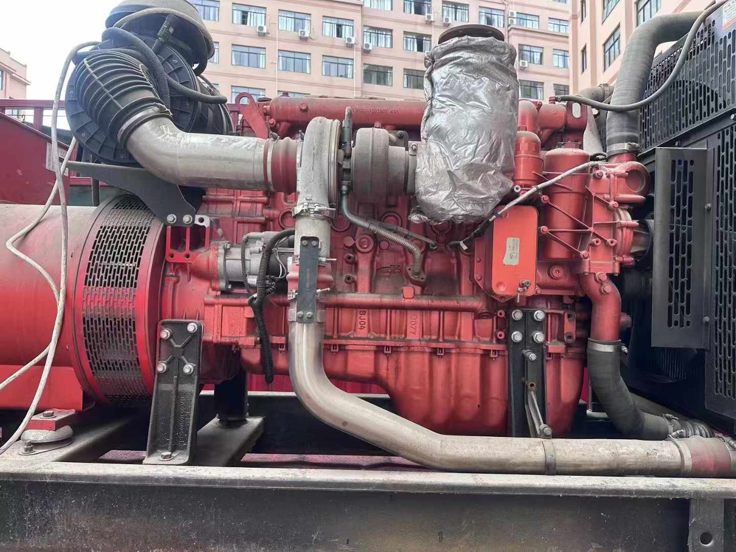 巴青如何选择适合 600kW 柴油发电机组的过载保护器？
