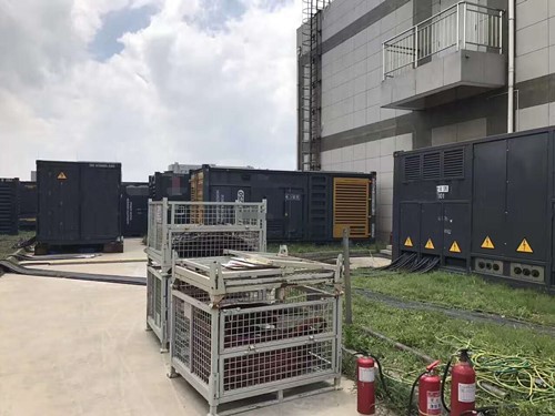 巴青除了定期检查，还有哪些方法可以及时发现接触式转速表探头的磨损？